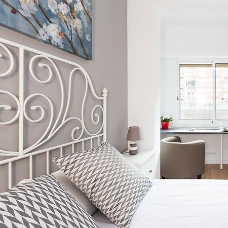 Apartament Sagrada Familia Butterfly Barcelona Zewnętrze zdjęcie