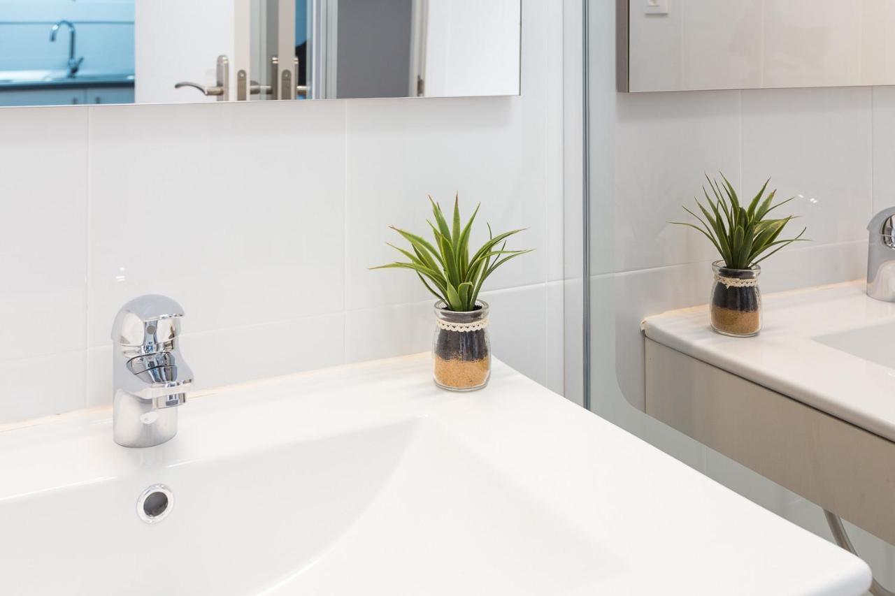 Apartament Sagrada Familia Butterfly Barcelona Zewnętrze zdjęcie